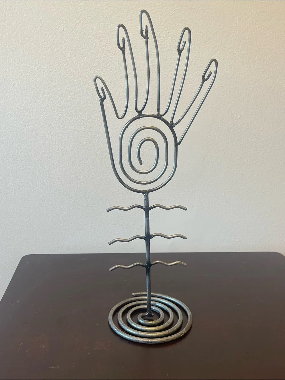 90s Wrought Iron Whimsygoth Palm Jewelry Holder